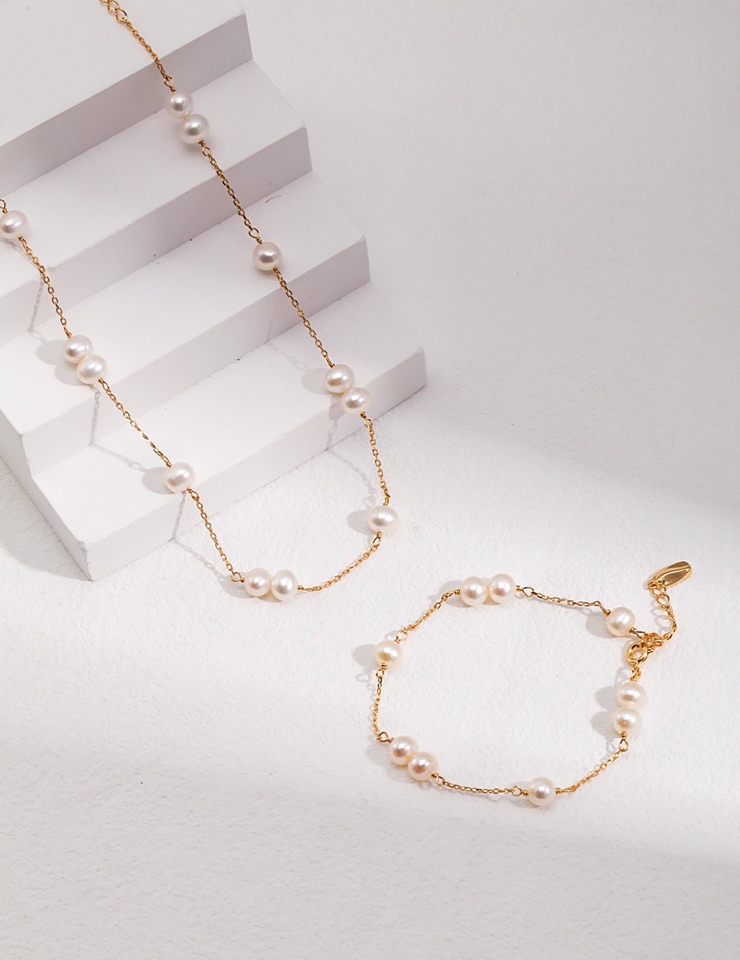 925 Silver With Freshwater Pearls Bracelet