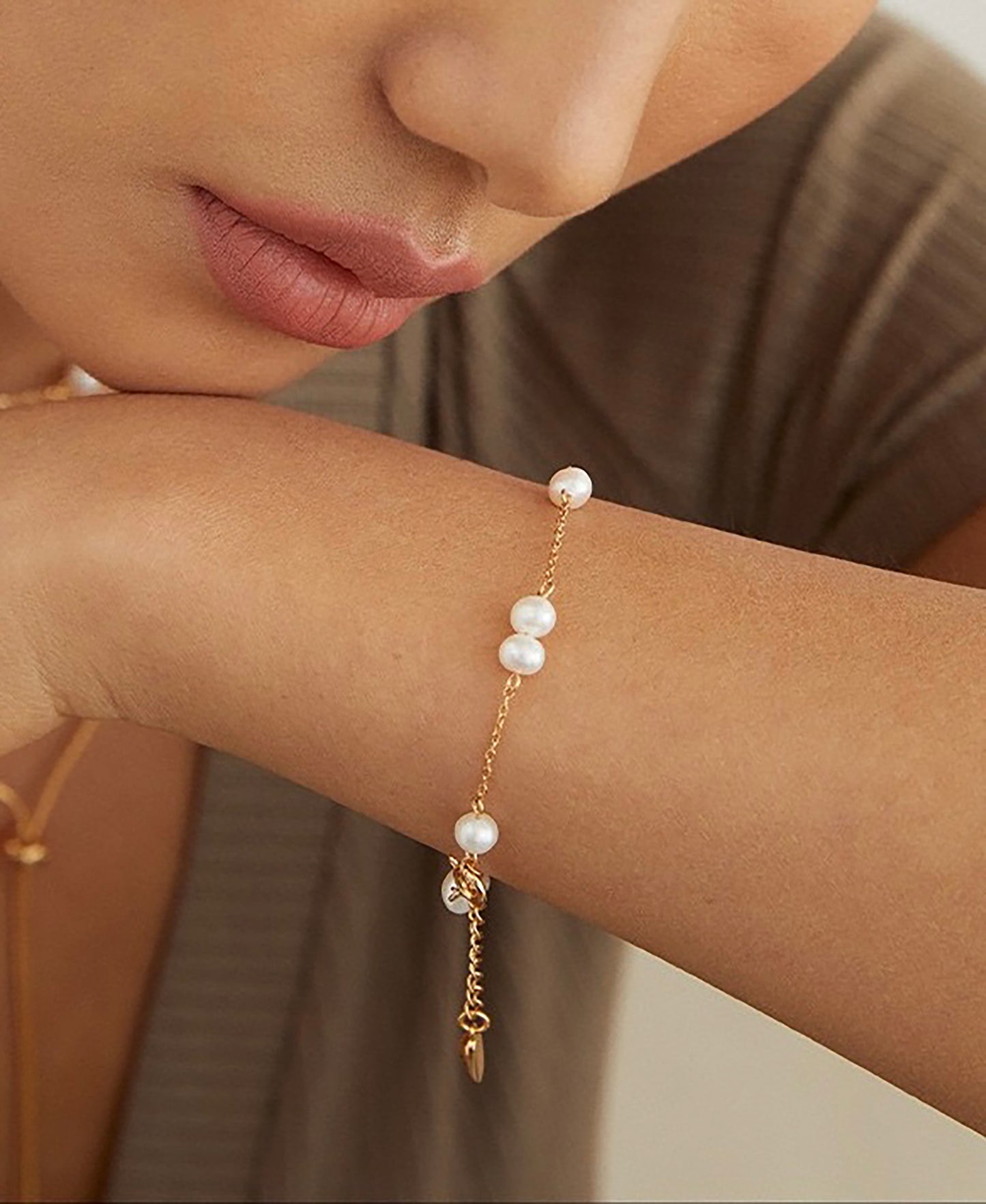 925 Silver With Freshwater Pearls Bracelet