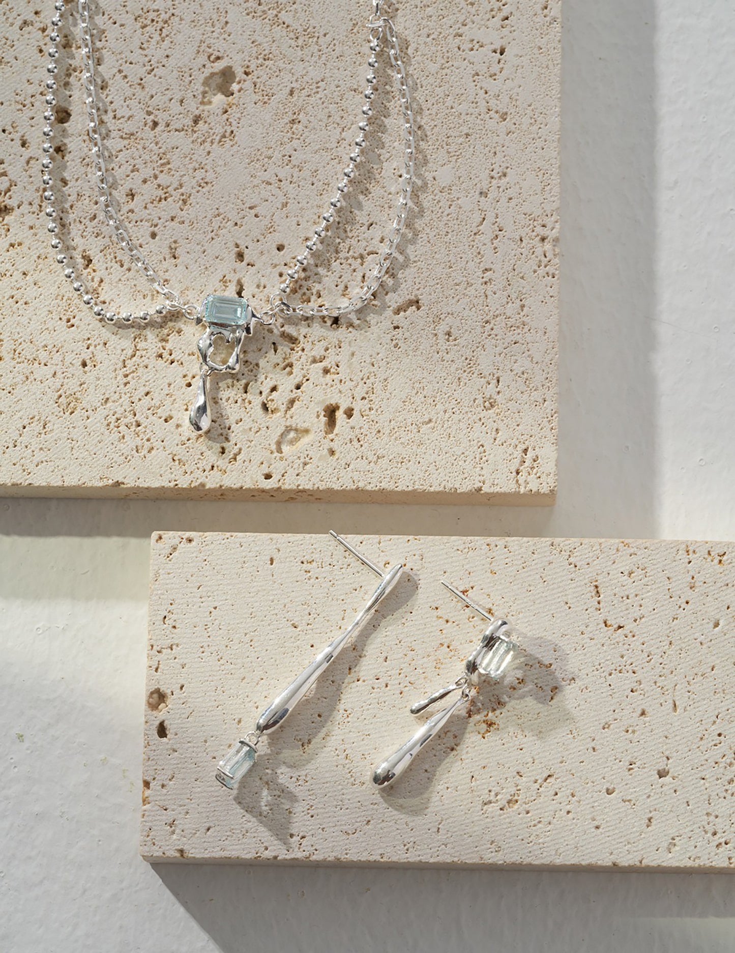 Lava Shaped 925 Silver With Topaz Pendant Necklace