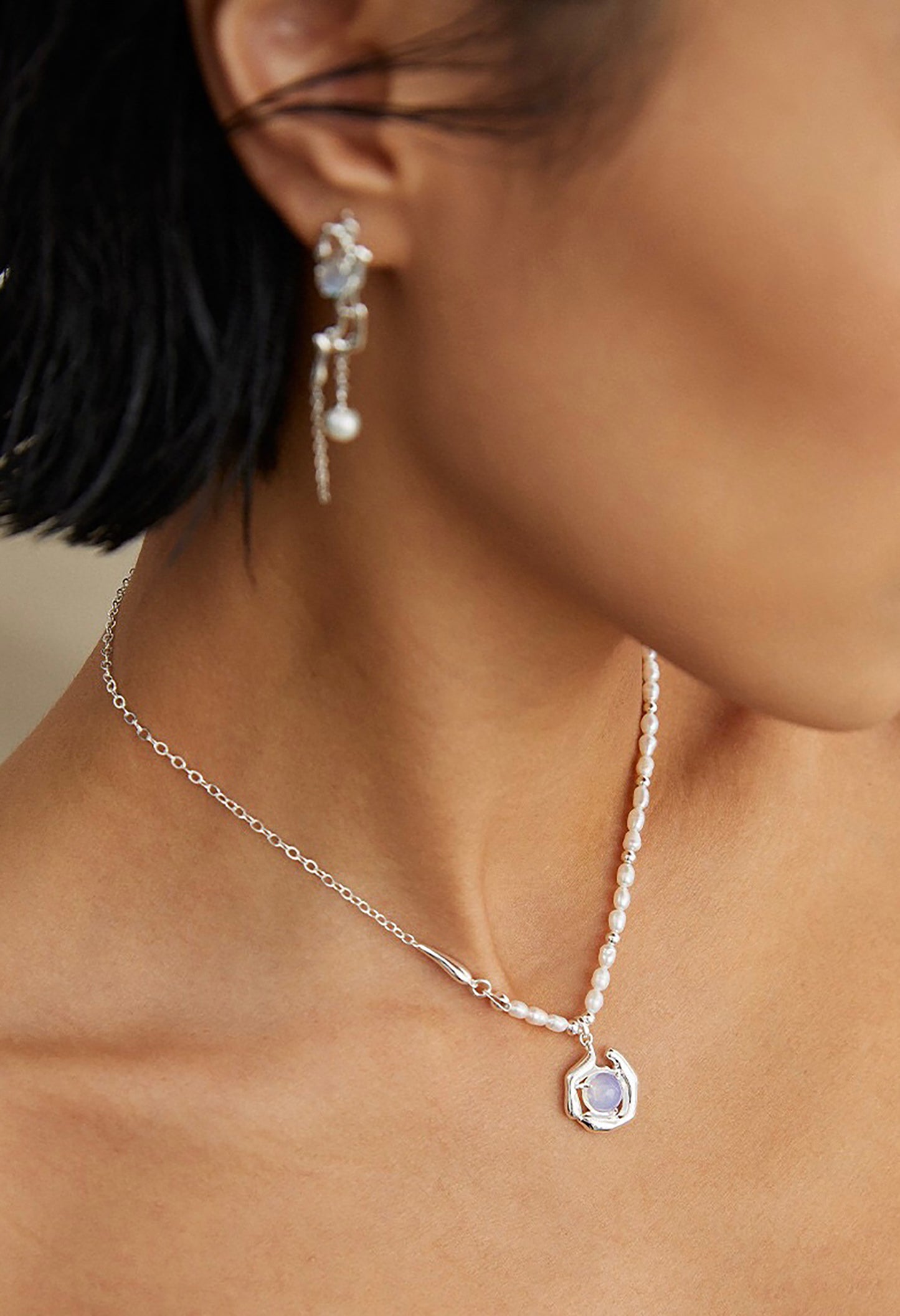 Gold Chain and Pearls With Opal Pendant Necklace