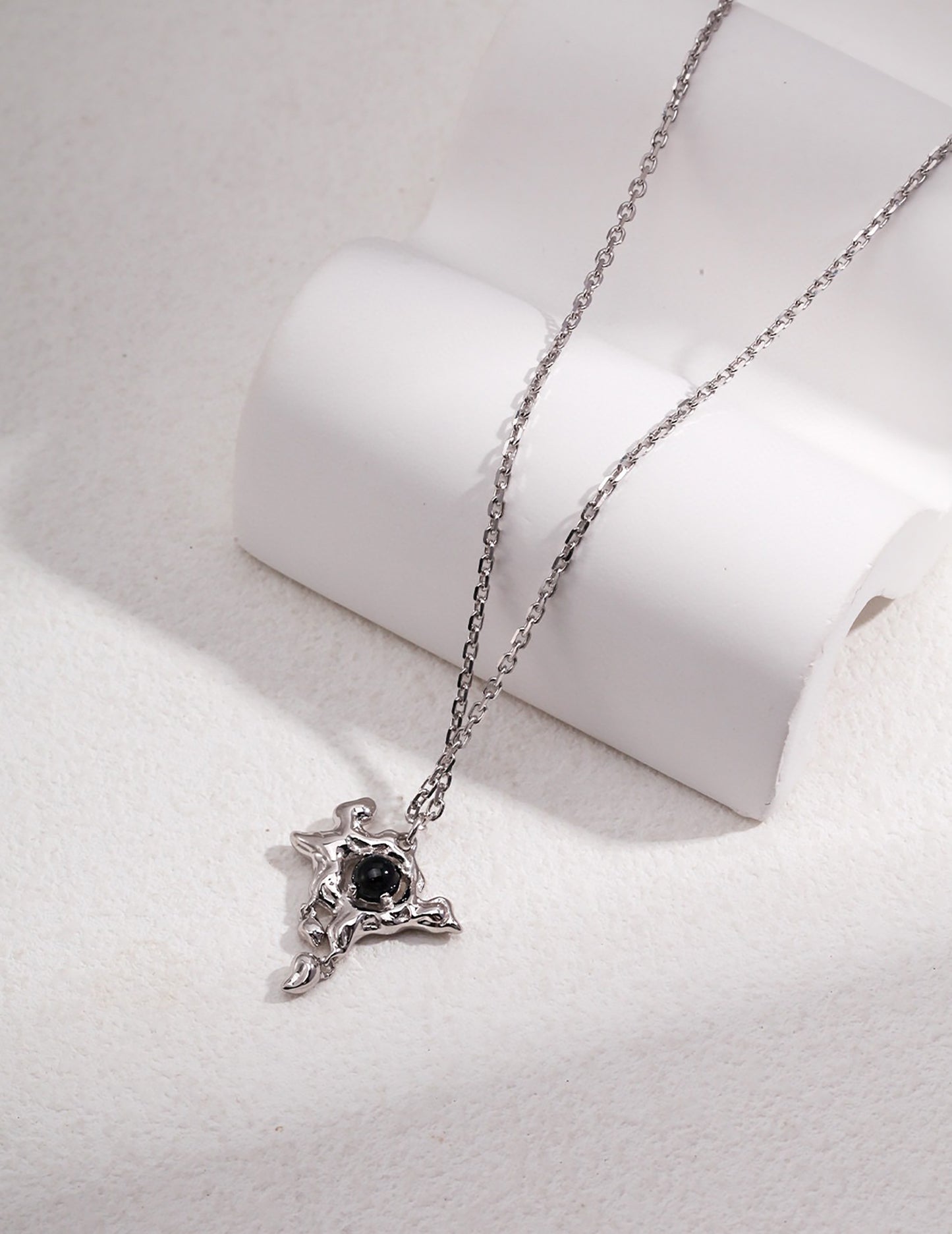 Sunset Shaped Sterling Silver With Black Agate Pendant Necklace