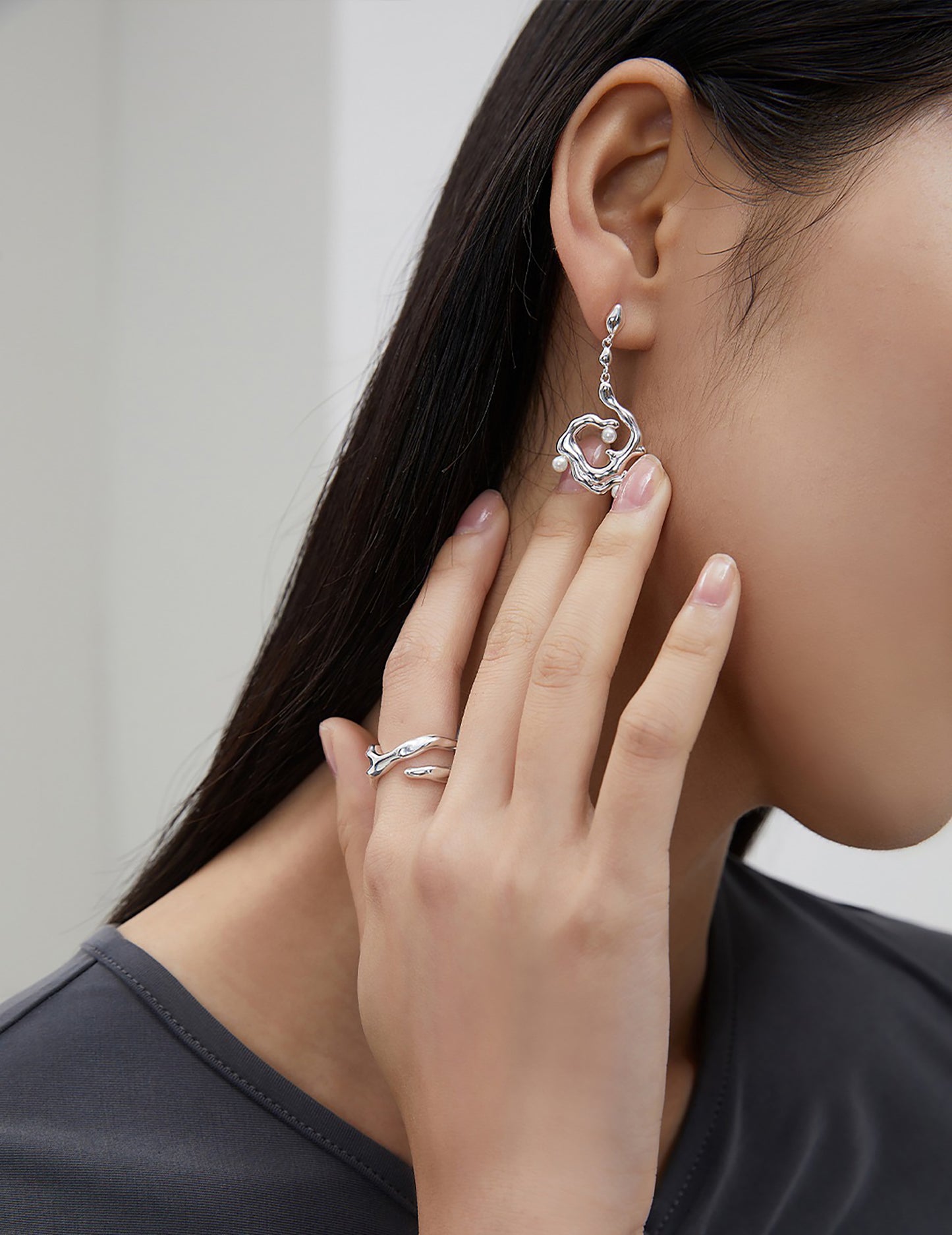 Curled Vine 925 Sterling Silver with Freshwater Pearl Earrings