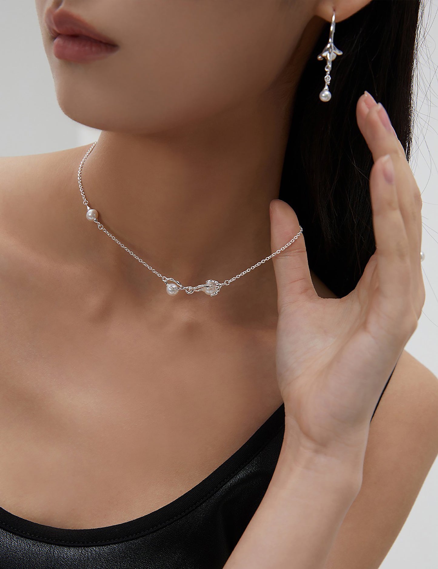 Vine Shaped 925 Sterling Silver With Pearls Necklace