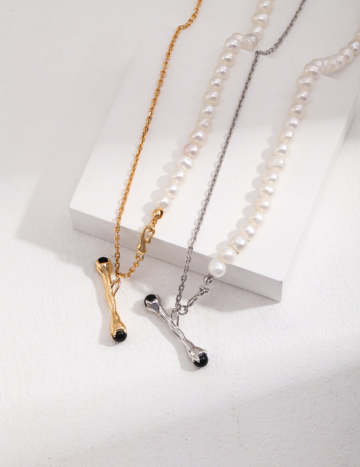 Stick With Black Agate Pendant 925 Silver And Freshwater Pearls Necklace