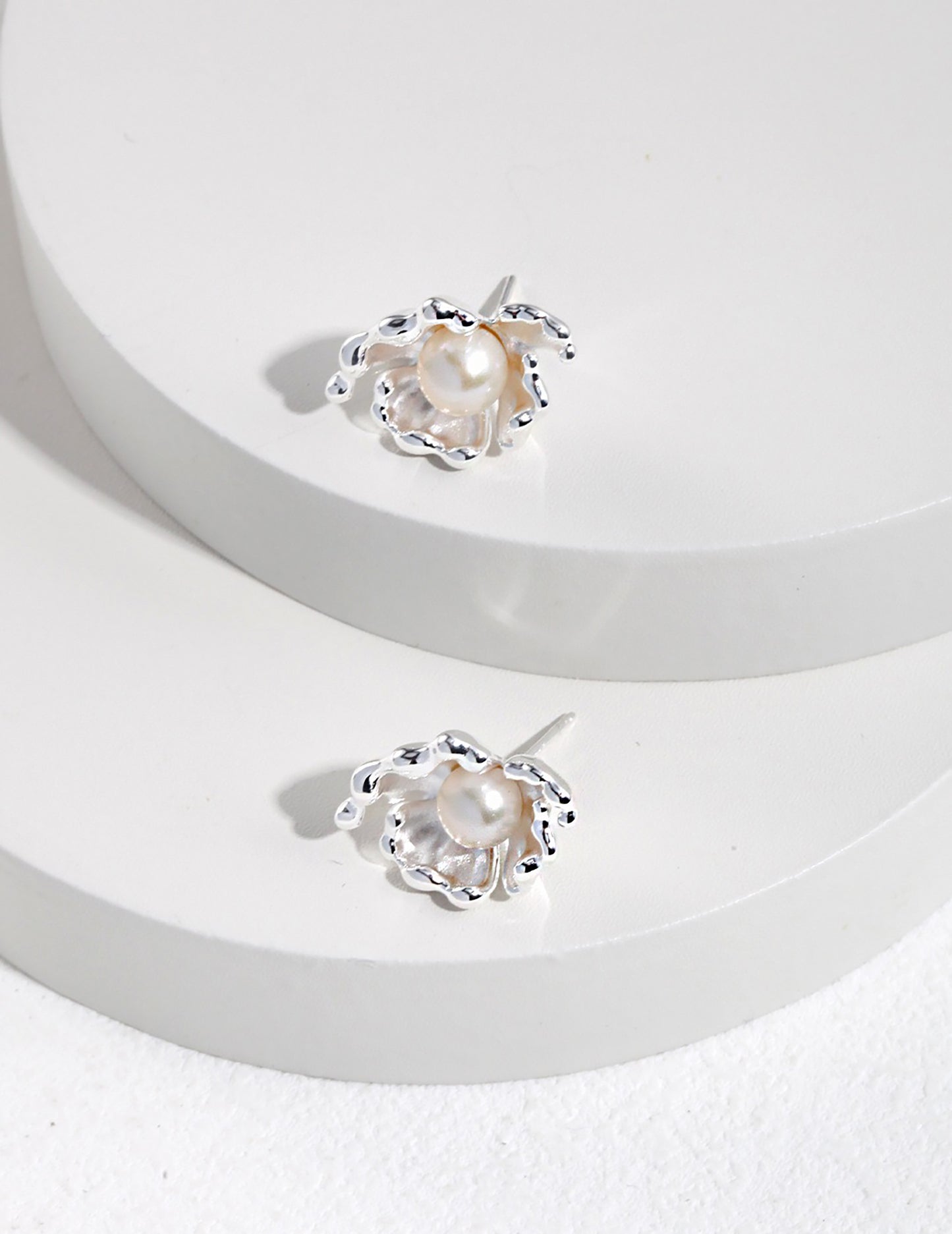 Flower Shaped 925 Silver Plated Gold With Freshwater Pearls Stud Earrings