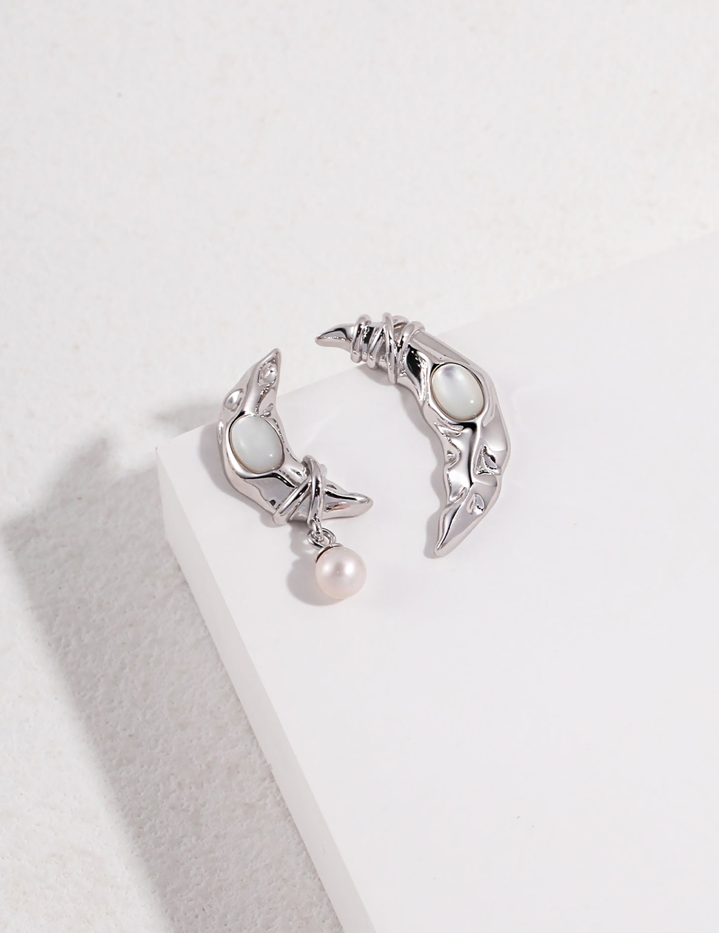 Moon With Lapis Stone And Pearl Dangle Asymmetry Earrings