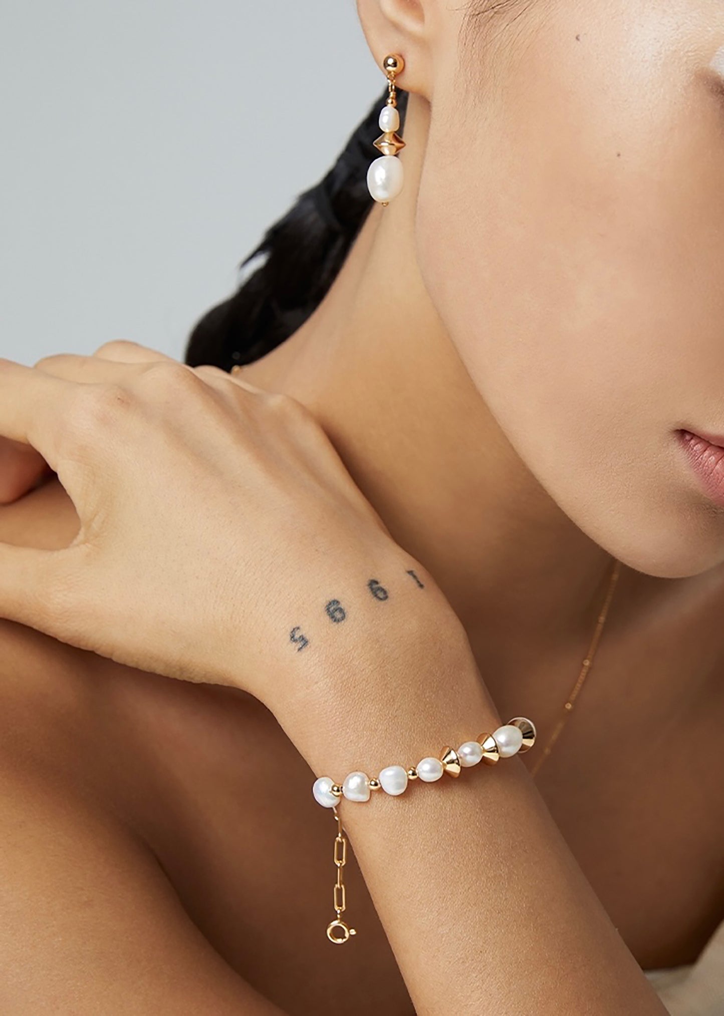 925 Silver Plated Gold With Irregular Freshwater Pearls Adjustable Bracelet