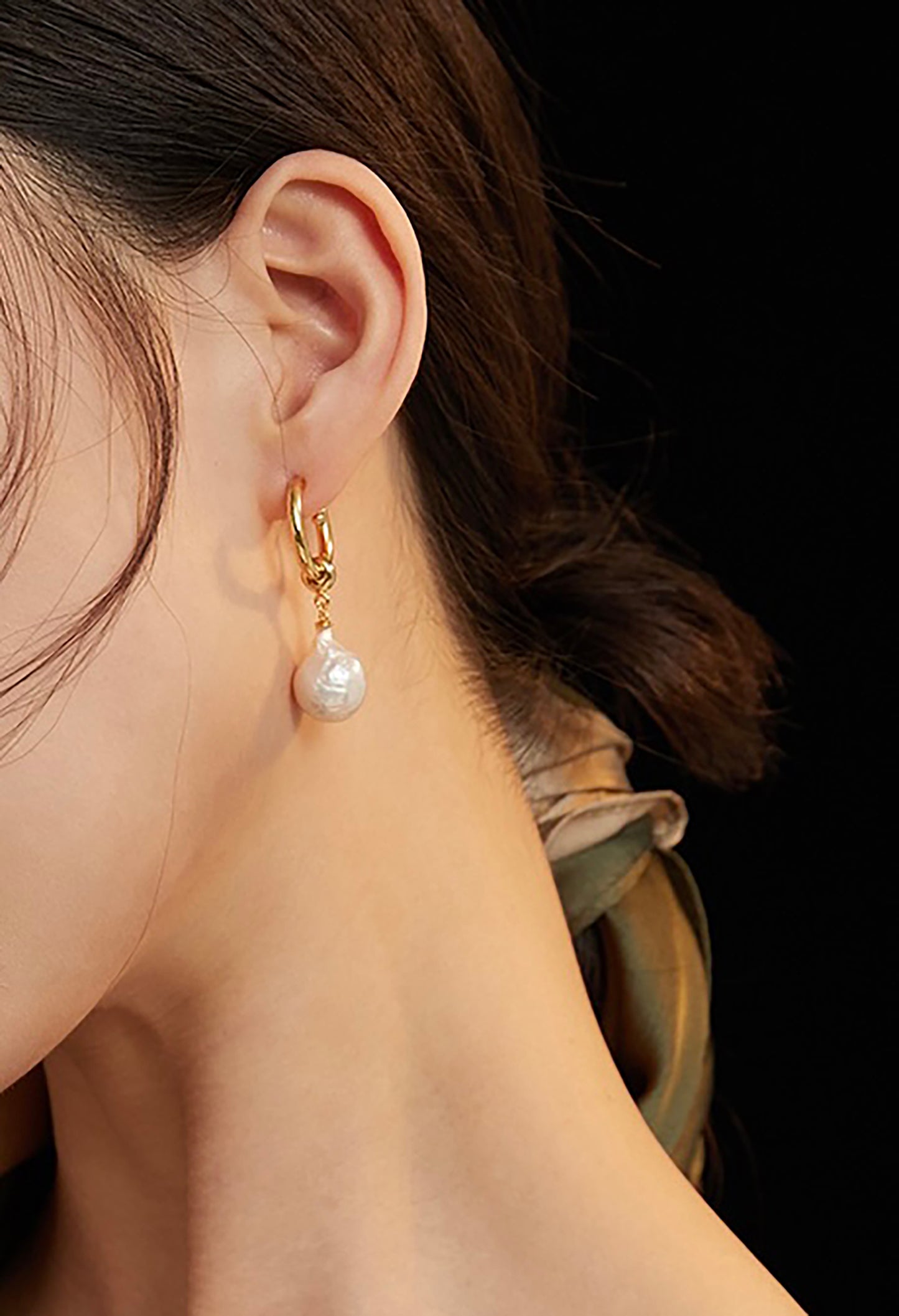 925 Silver With Freshwater Pearls Dangle Hoop Earrings