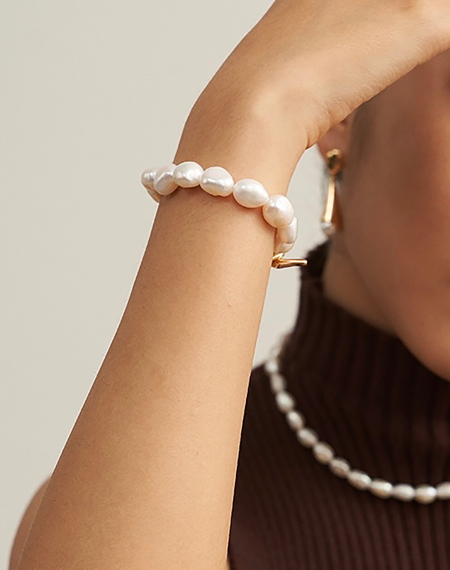 Irregular Freshwater Pearls 925 Silver OT Clasp Bracelet