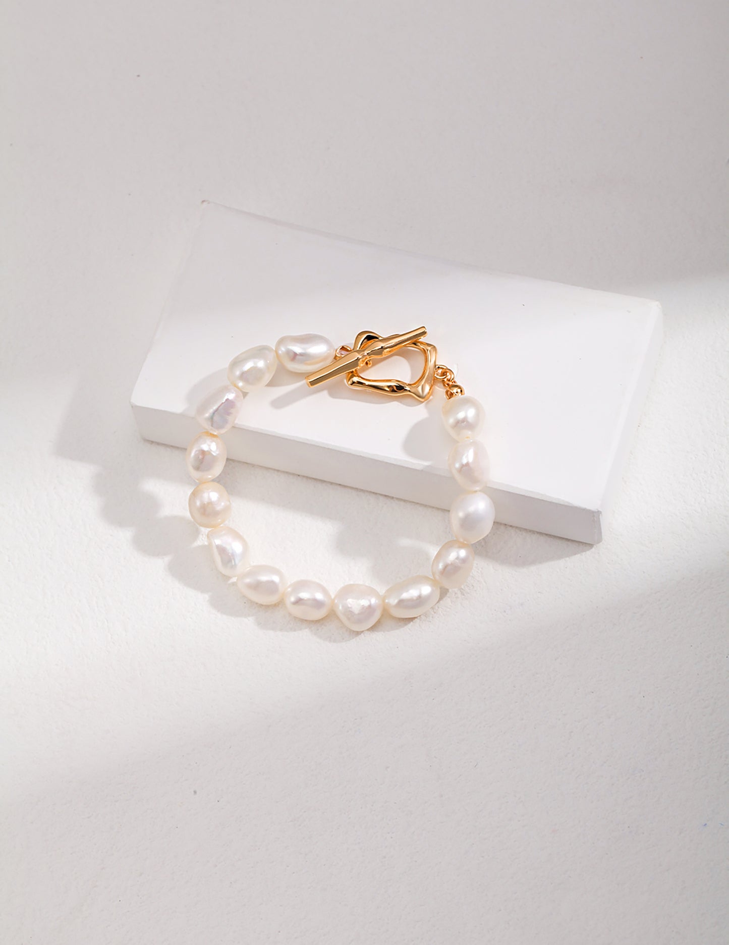 Irregular Freshwater Pearls 925 Silver OT Clasp Bracelet
