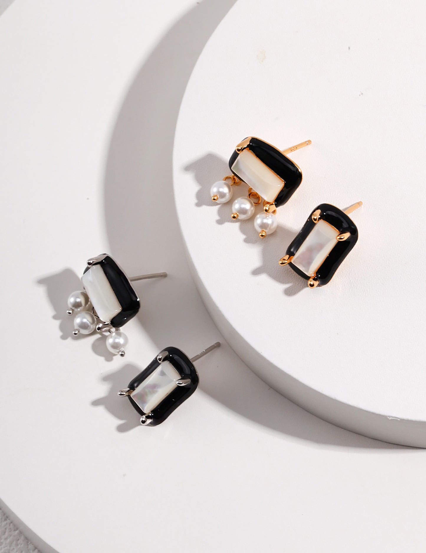 Asymmetry Black Glaze 925 Silver With Freshwater Pearls Drop Earrings