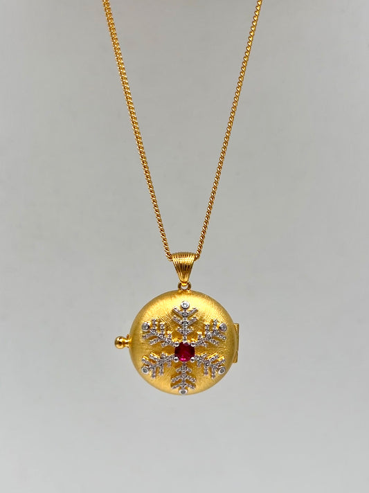 925 Silver Plated Gold Aromatherapy Locket Pendant With Red Stone Necklace