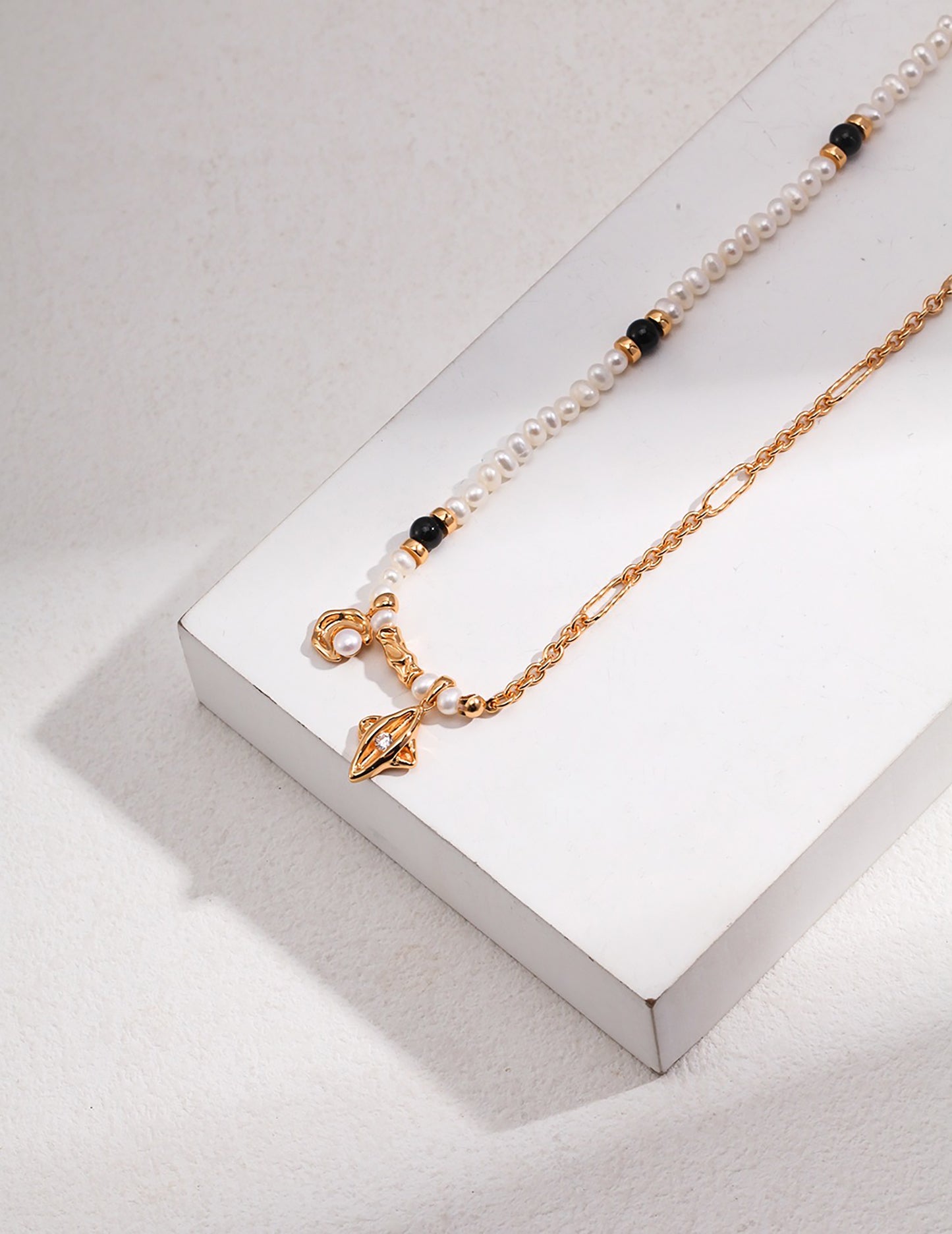 18K Gold Chain and Pearls With Star Pendant Necklace